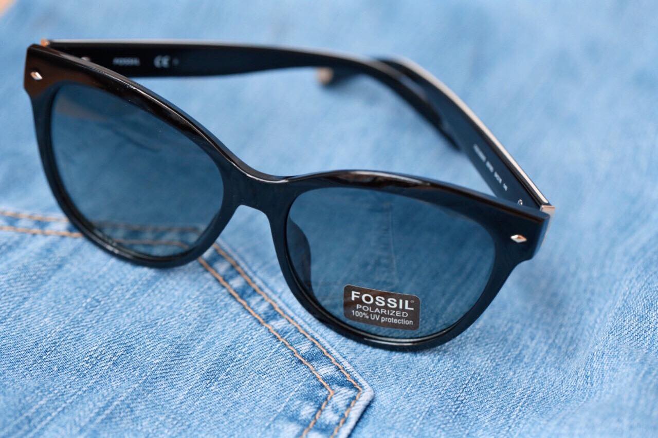 FOSSIL SUNGLASSES