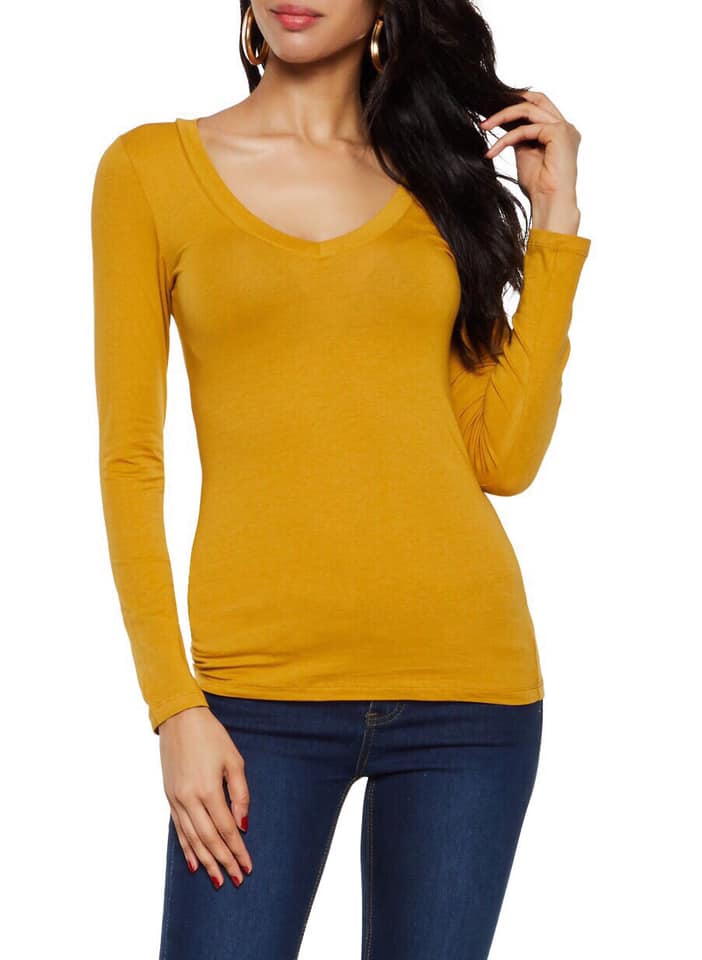 Áo uniqlo thun borip tay dài cổ tim chất vải siêu đẹp