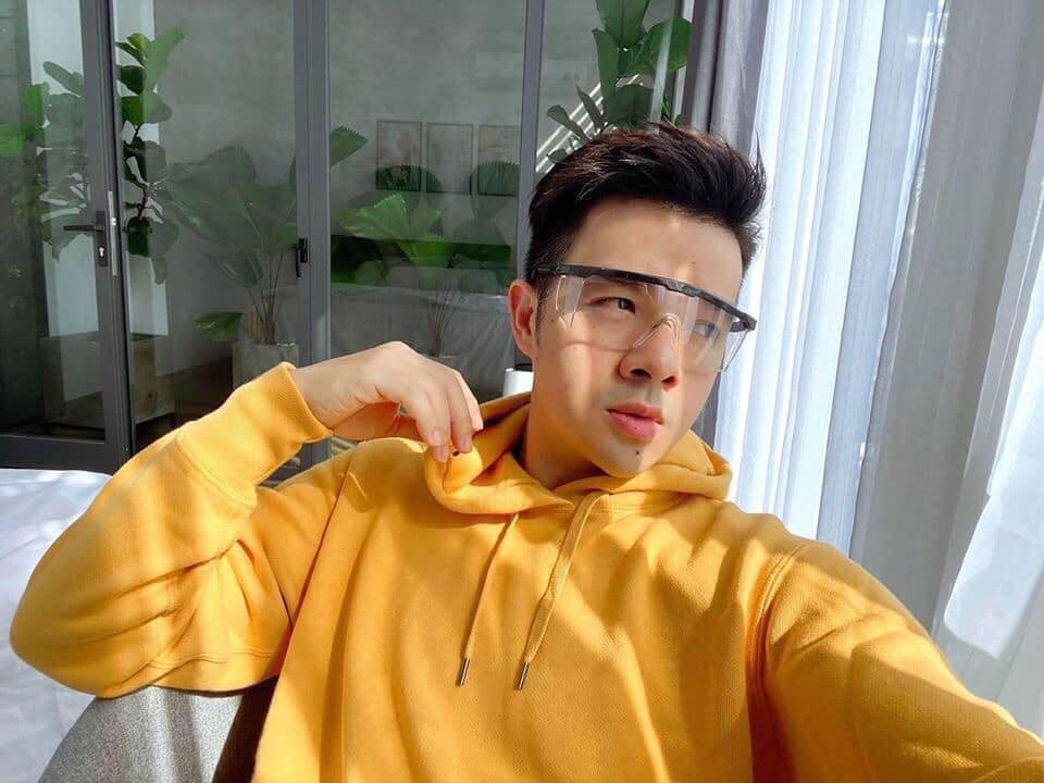 Kính bảo hộ rất phù hợp bảo về SK