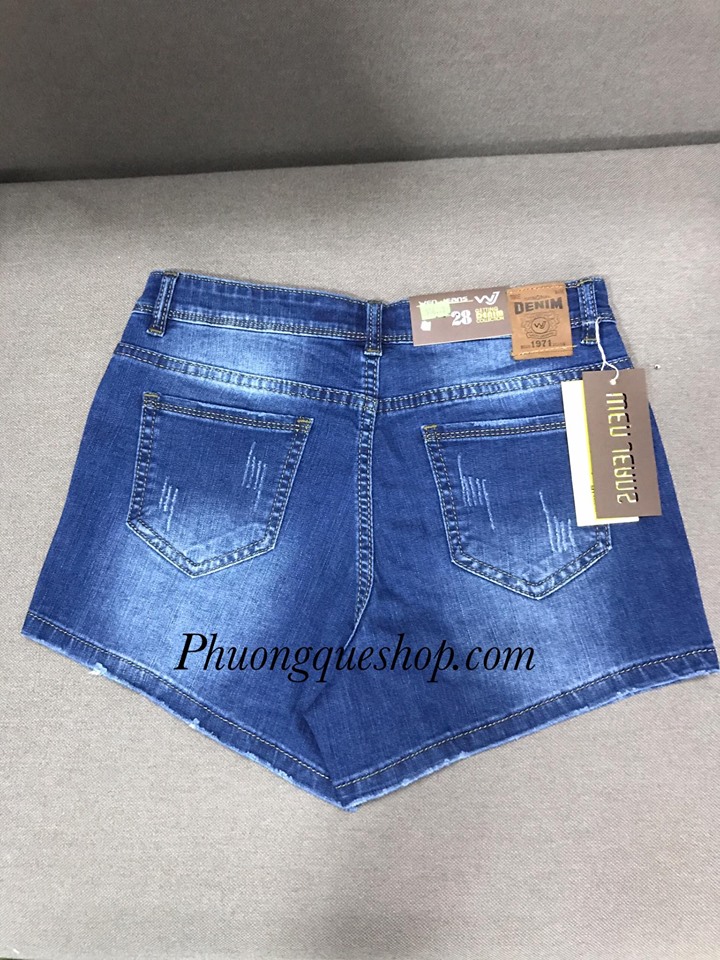 Short jean thêu