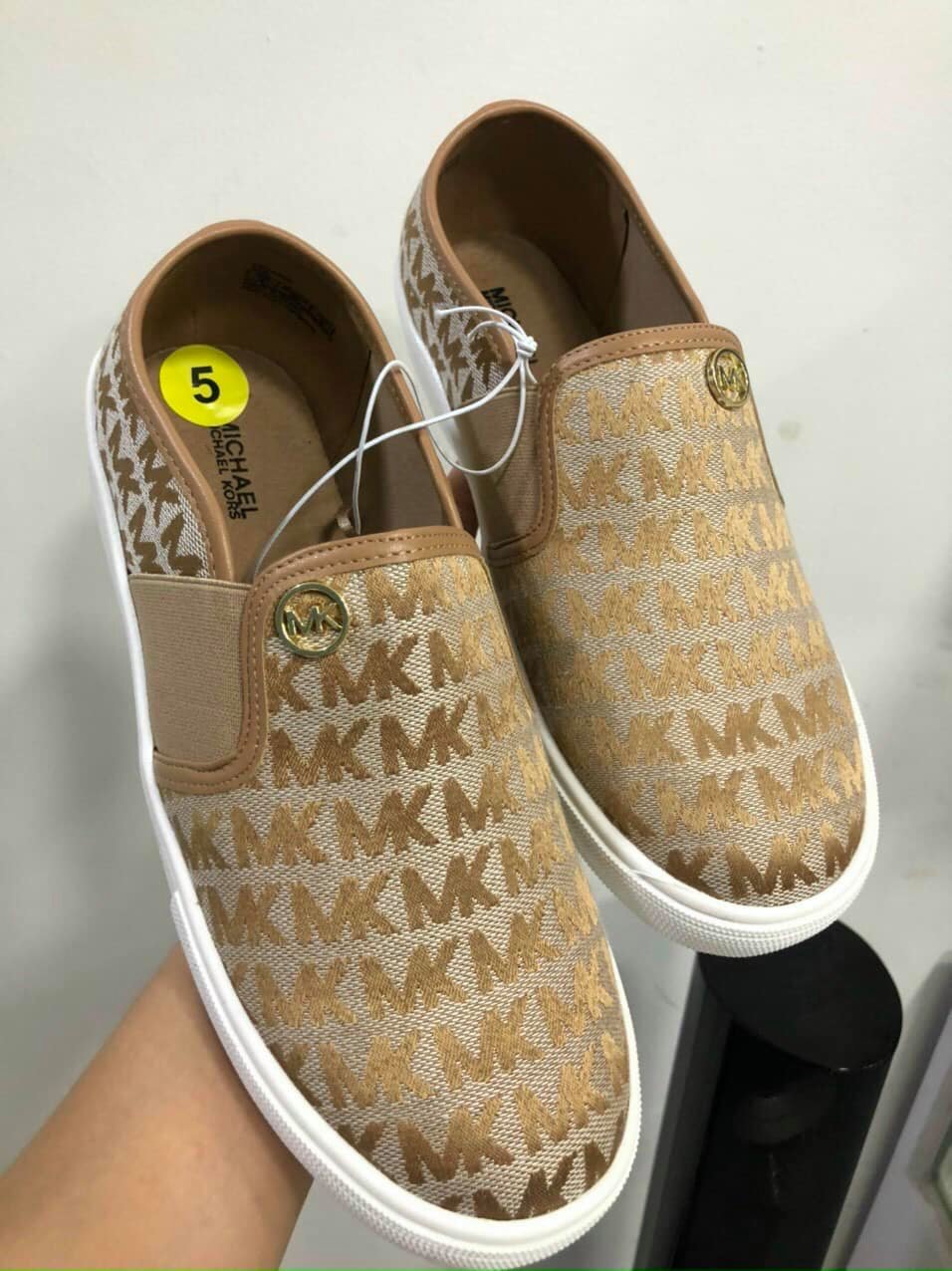 Slip on, sneaker Michael Kors sẵn VN