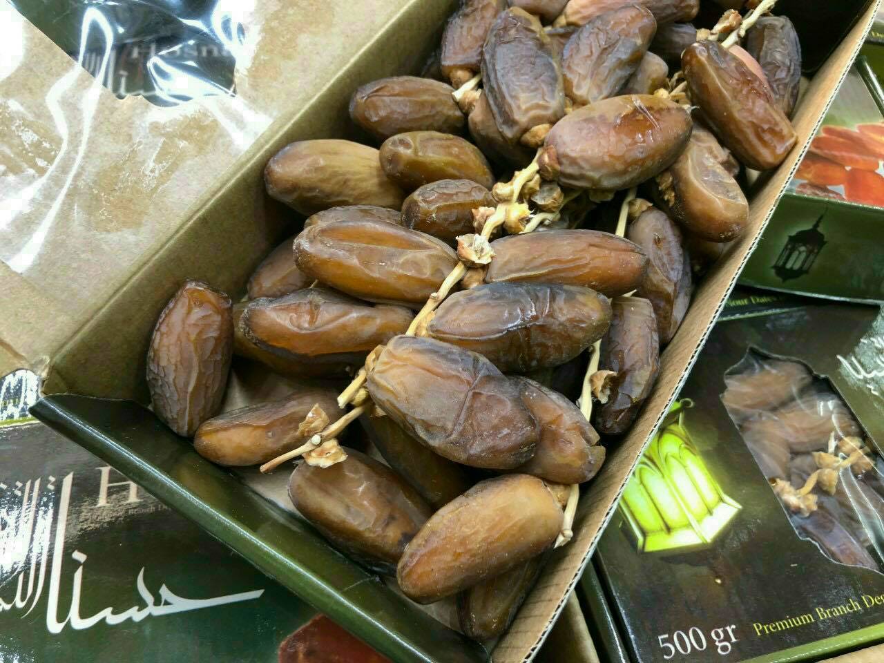 Chà Là Khô Nguyên Cành Hosna Chính Hãng 500g