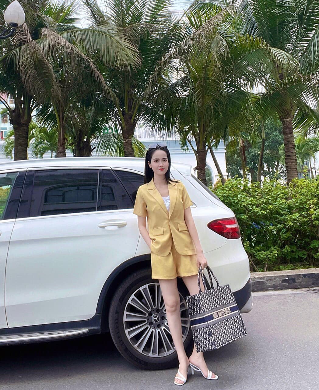 Set Blazer tay cộc mix quần short- vải Linen cao cấp
