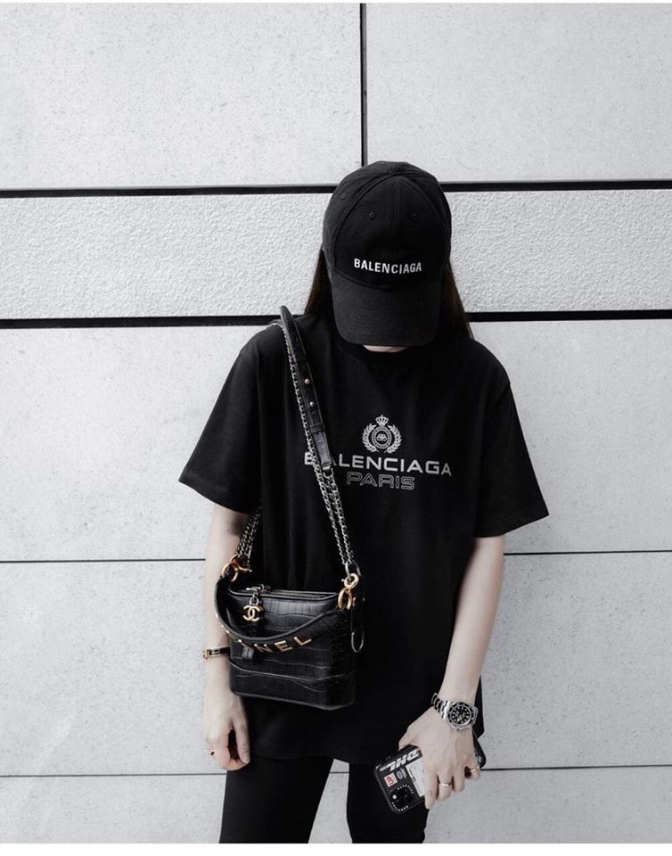 Áo thun balenciga