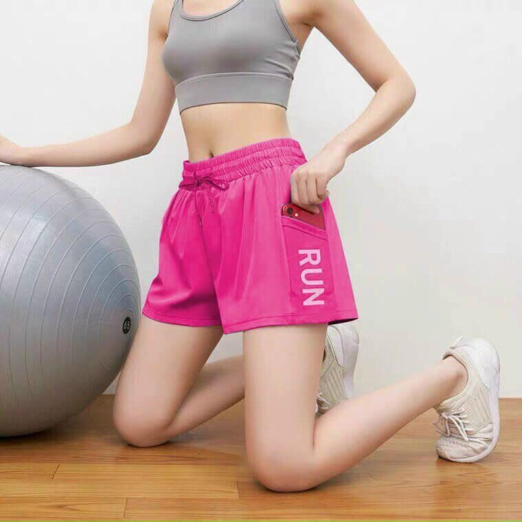 Quần đùi dù 2 lớp Run co giãn có 2 túi