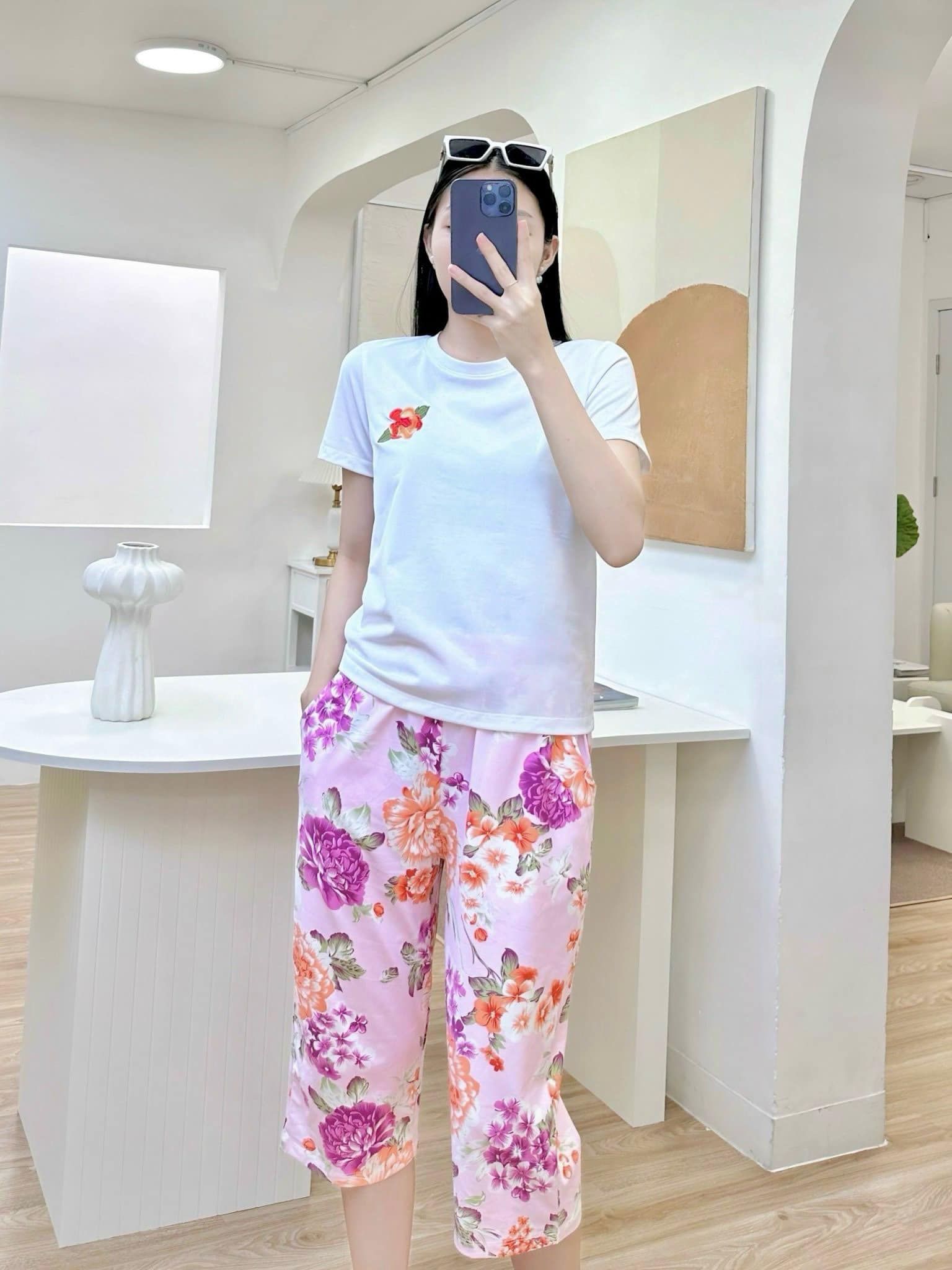 Sét bộ Mango áo thêu,quần hoa thun cotton chất đẹp