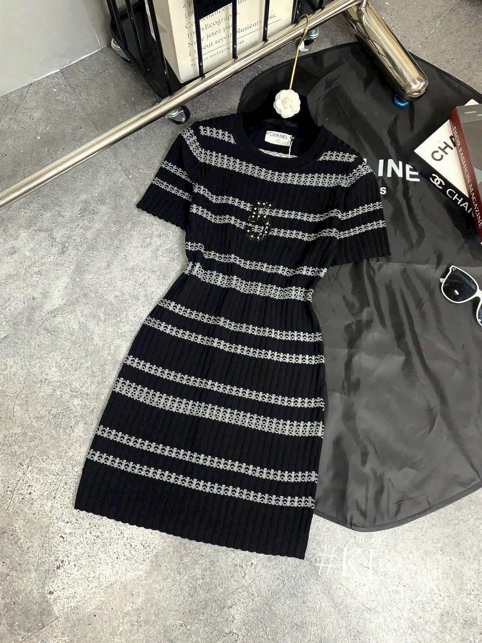 Váy chanel hàng siêu cấp