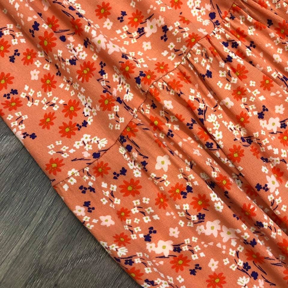 Đầm Ann Taylor. Dáng babydoll.