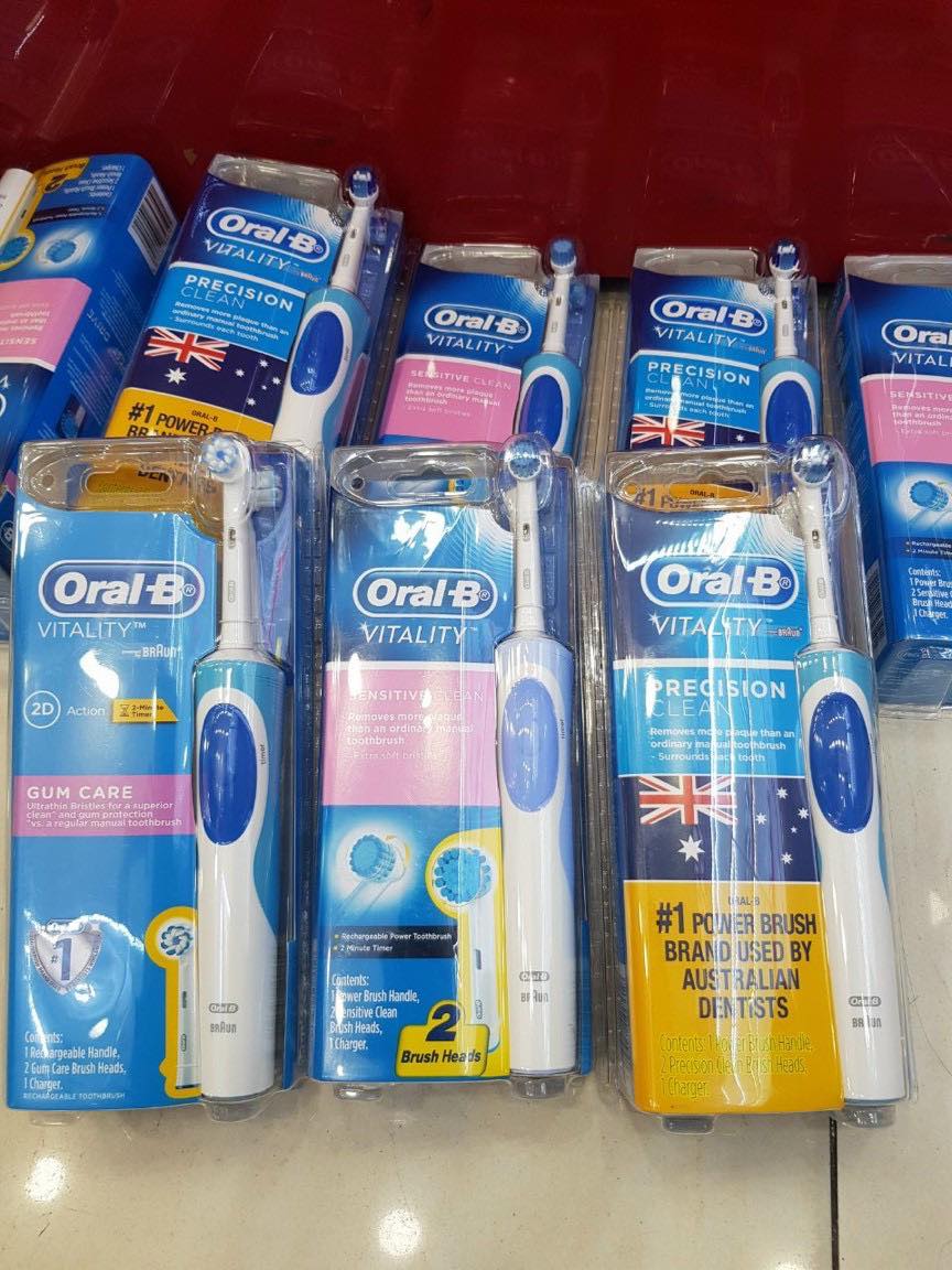 Bàn chải điện cho người lớn Bàn Chải Điện ORAL-B