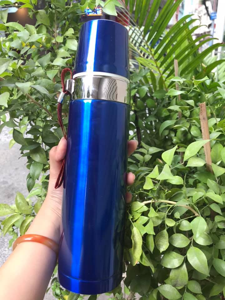 Bình giữ nhiệt nóng lạnh. 