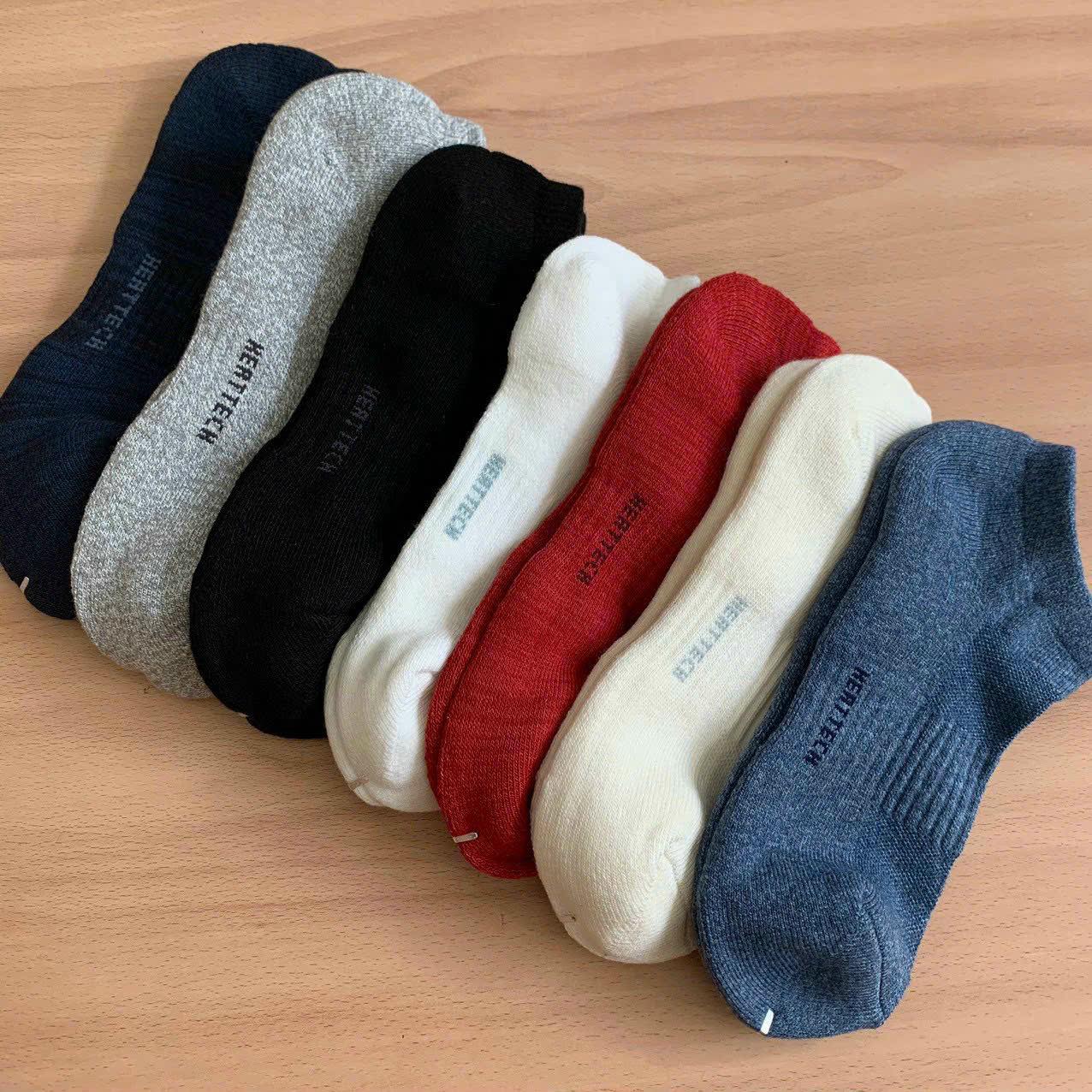 Lốc 10 đôi vớ Uniqlo xịn,