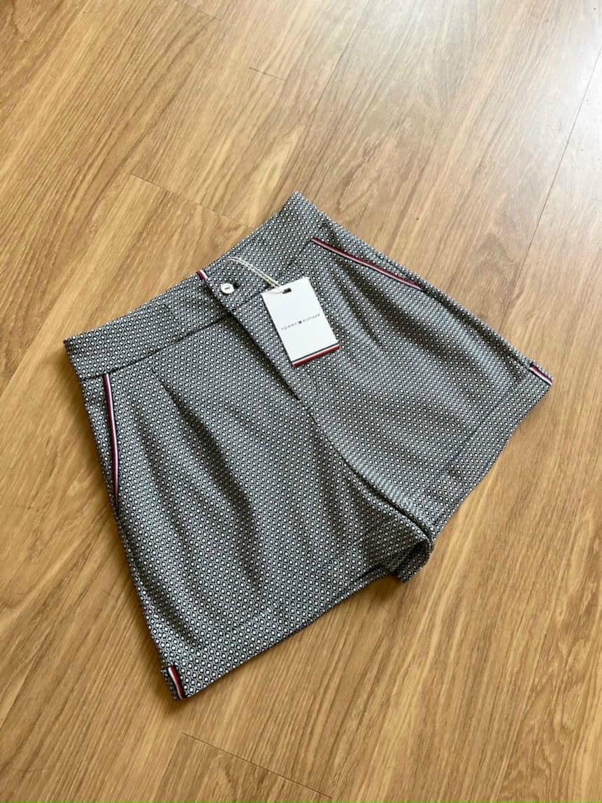 Tommy short xịn xò chuẩn đẹp
