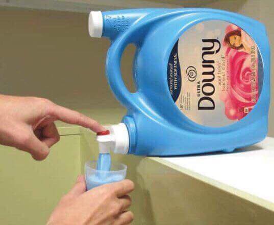 Nước xả quần áo lưu hương thơm mát Downy Ultra April Fresh