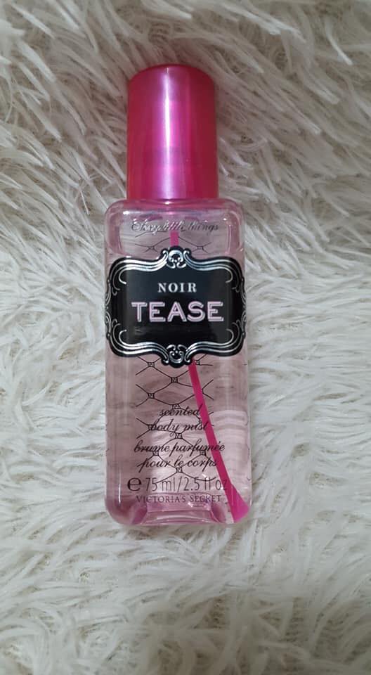 Victoria's Secrect bán lẻ đồng giá 