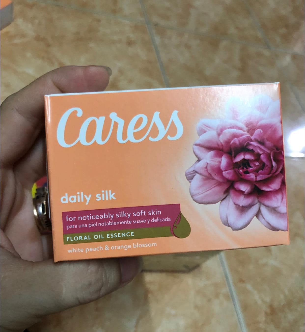 Xà phòng Caress Daily Silk Beauty Bar