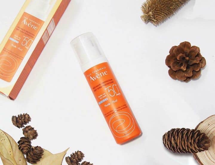 Kem chống nắng Avene Cleanance Solaire SPF 50+ mẫu mới 2018