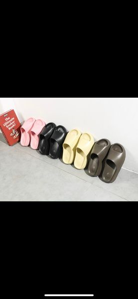 Dép đế đúc siêu êm và bền