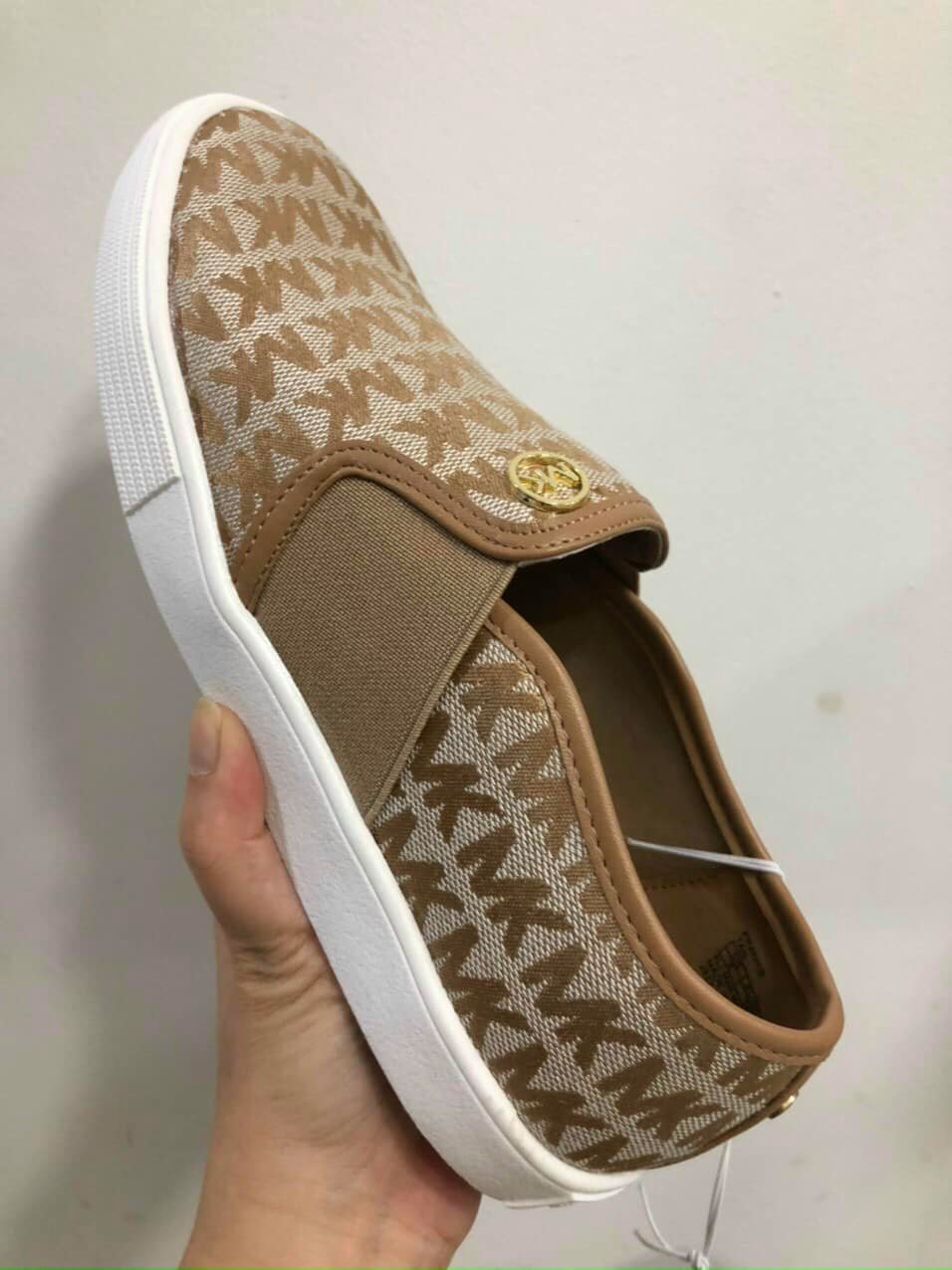 Slip on, sneaker Michael Kors sẵn VN