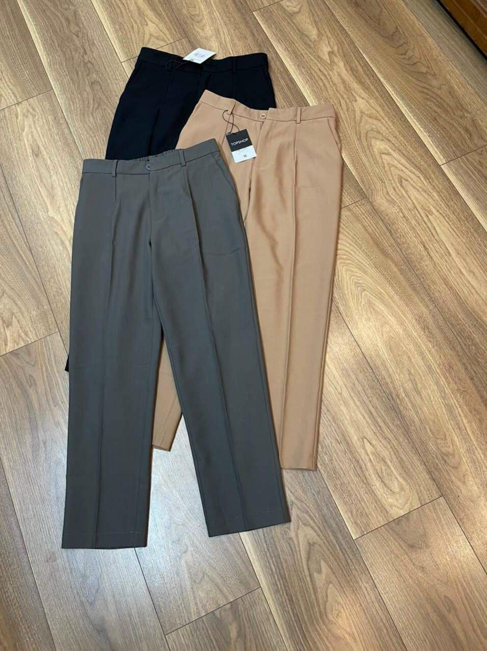 Quần tây basic Topshop xịn xò, lưng thun dễ chịu