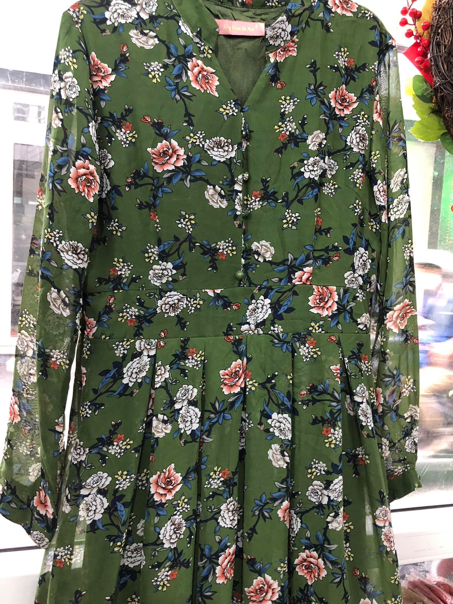 đầm voan tầm vài chục chiếc size trung bình M L từ 50-62 hàng HK