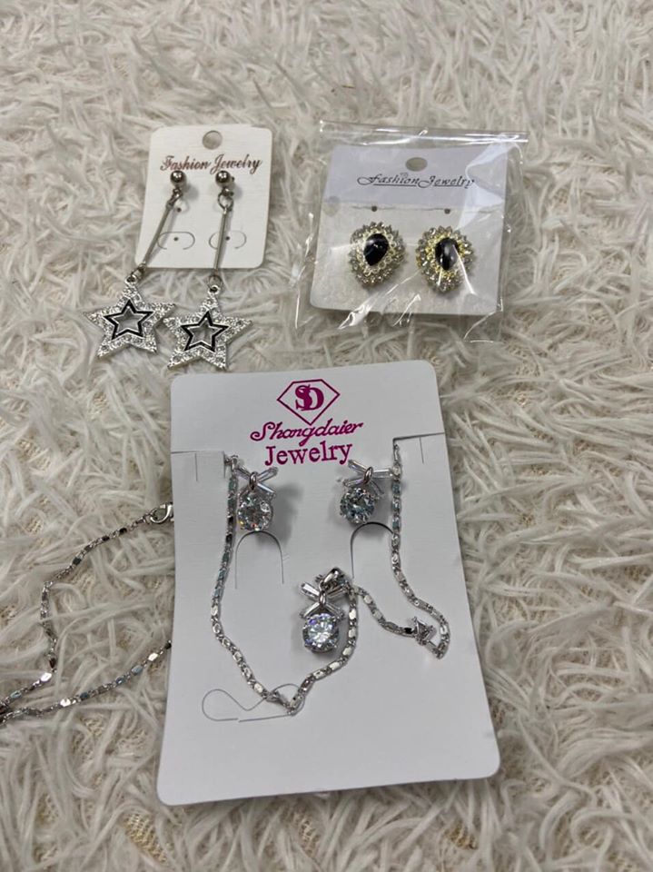 THANH LÝ ĐỒNG GIÁ 50K/ đô