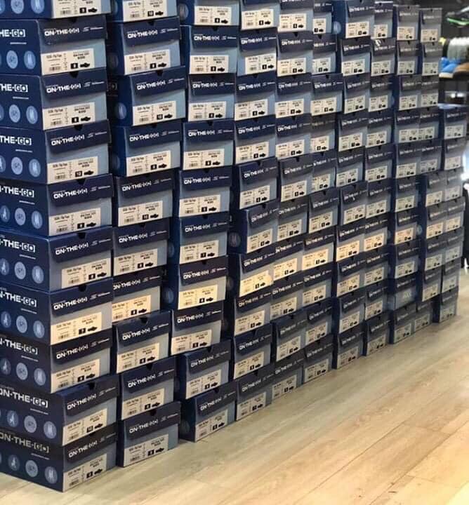 SKECHERS fullbox
