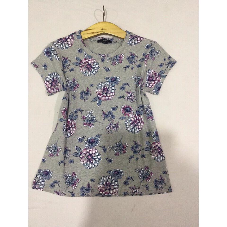 Áo thun cotton in hoa xinh xắn
