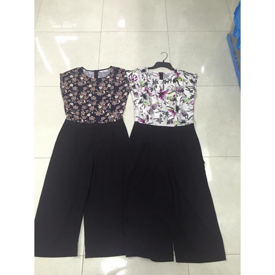 Jumsuit phối màu, quần culoss đen phối áo in hoa.