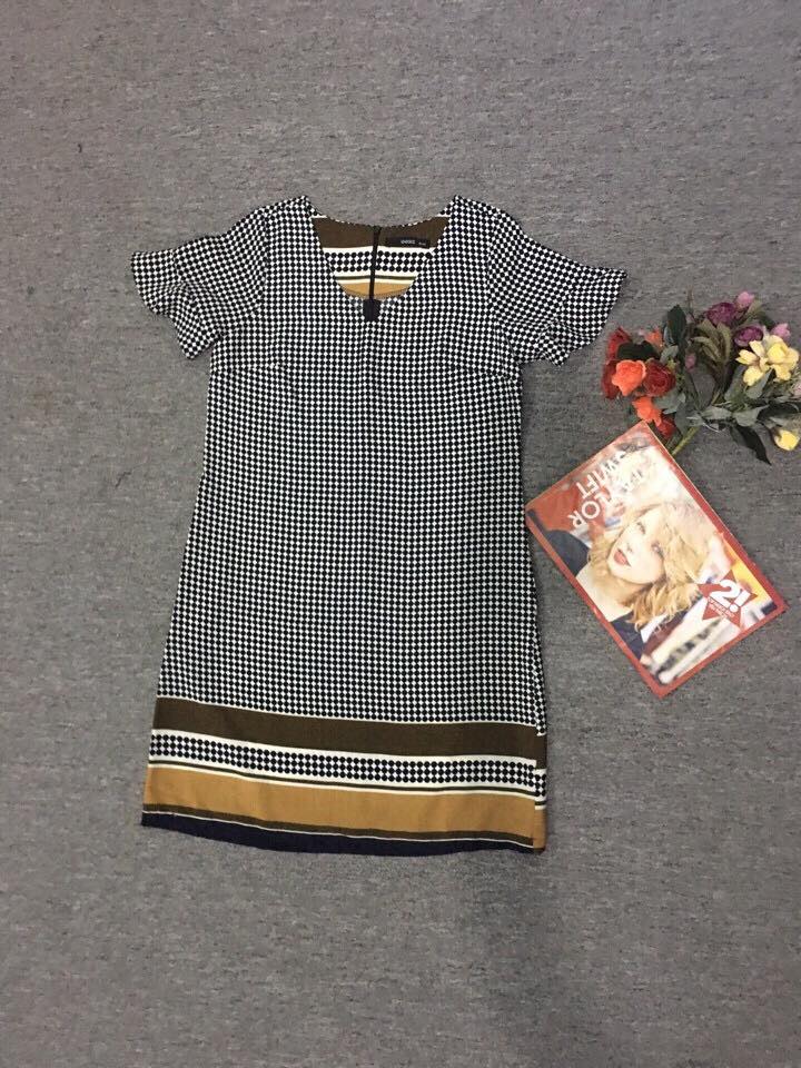 Đầm suôn lanh lụa mịn
