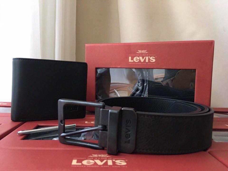 set nịt + VÍ LEVIS 