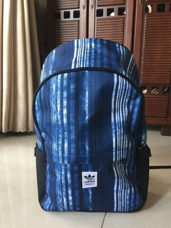 A.di.das Graphic Essensial Backpack