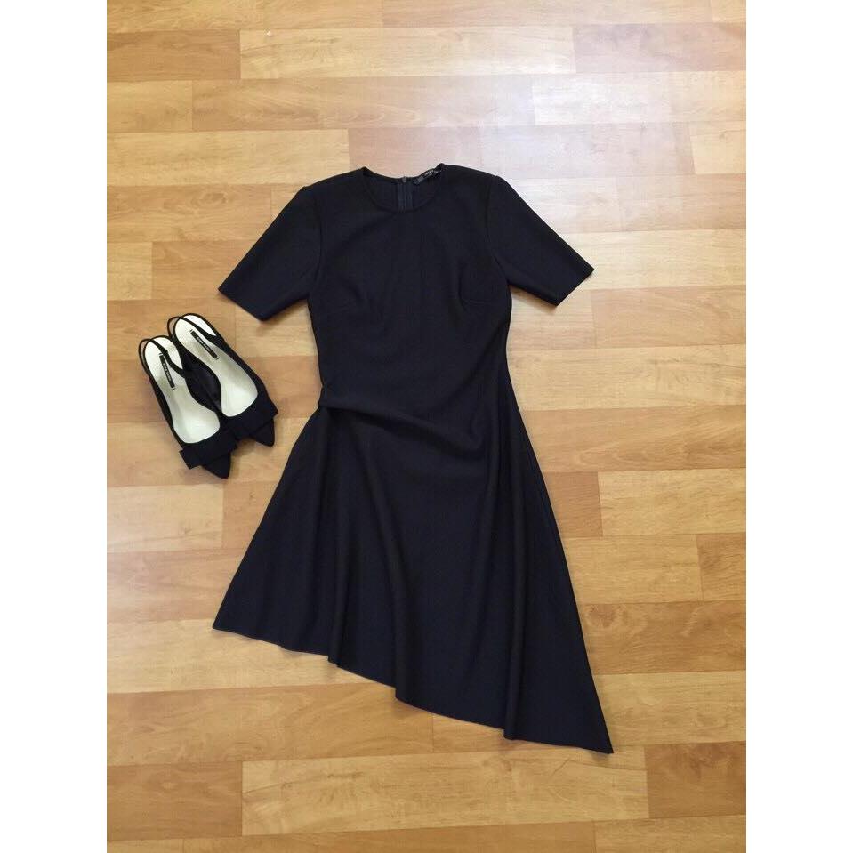 Đầm xéo tà Zara