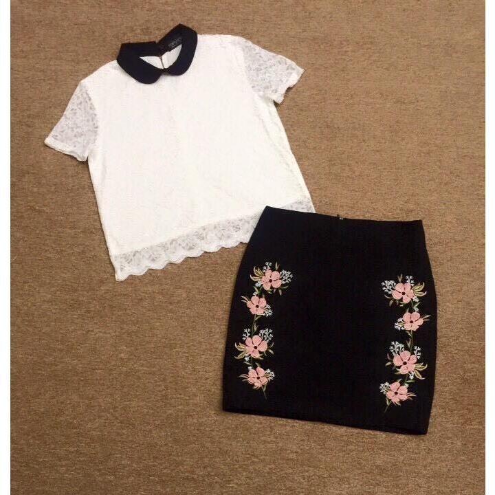 Áo ren cổ sen đen