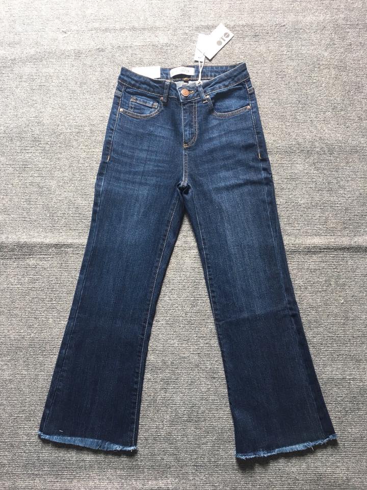Jean  form ống pat nhẹ. Lửng