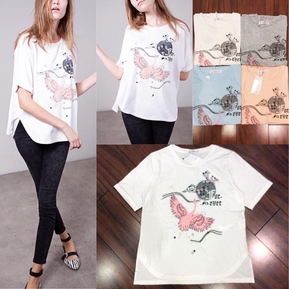 Áo thun cotton in hình xinh xắn.