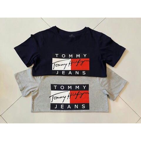 Áo thun cotton in chữ Tommy