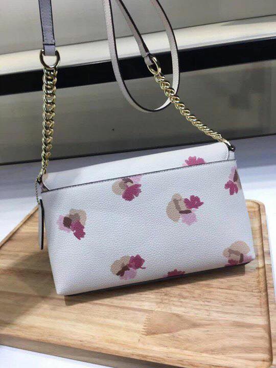 Túi sắp về