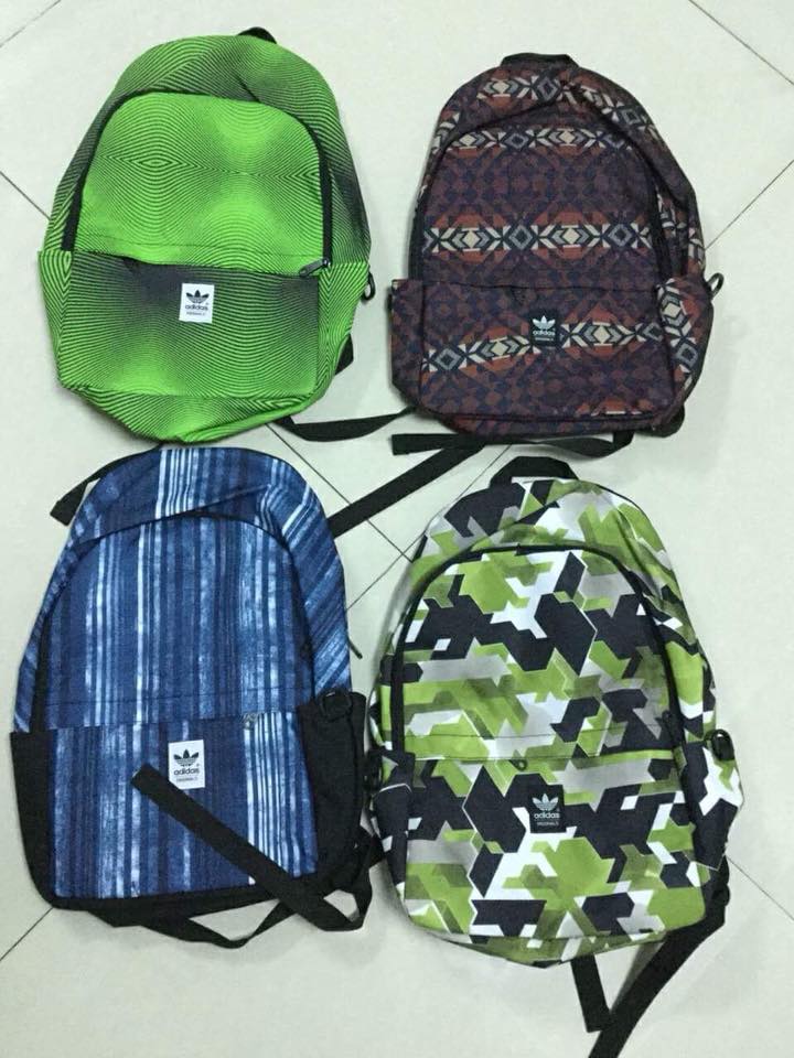 A.di.das Graphic Essensial Backpack