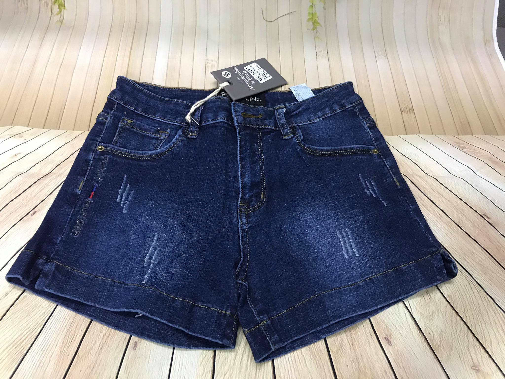 SHORTJEAN
