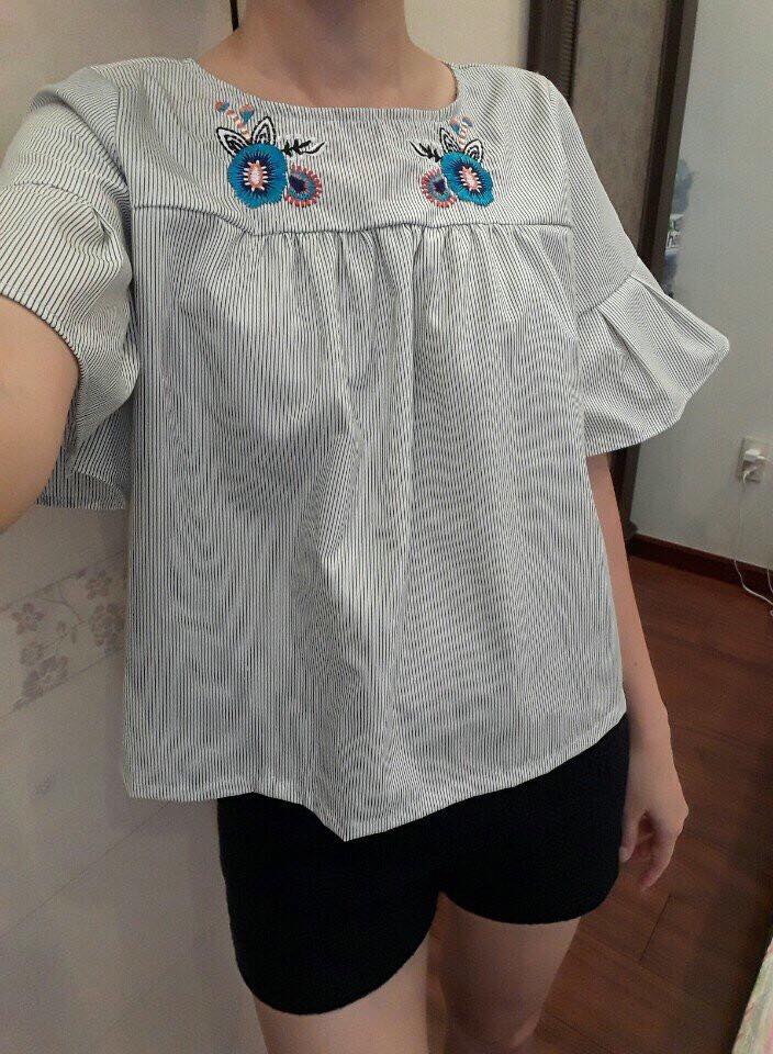 Áo tay loe, thêu