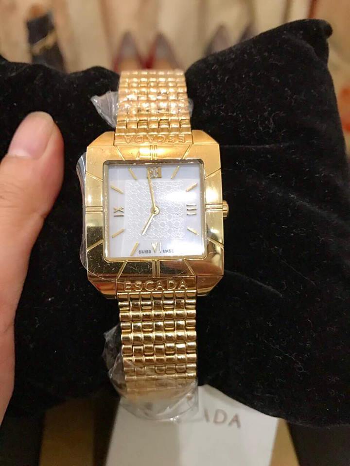 Hiệu ESCADA hàng Mỹ xách tay