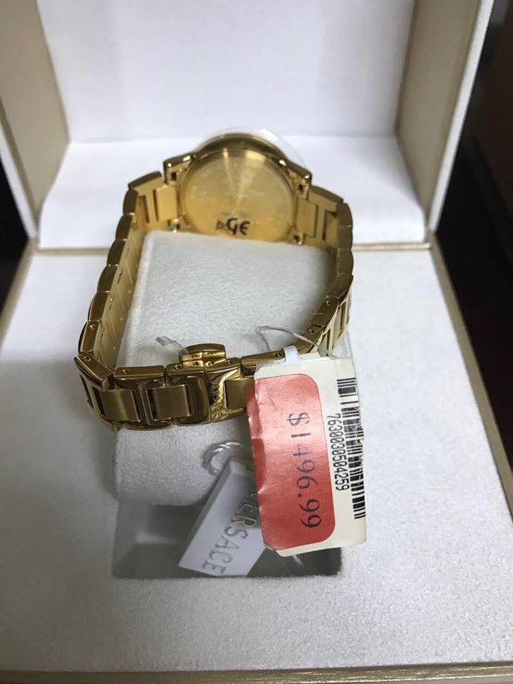 Hiệu VERSACE hàng Mỹ xách tay