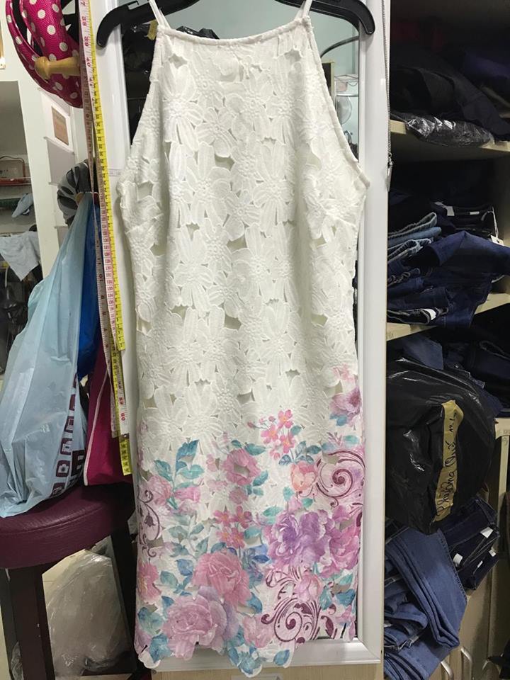 Đầm ren phối hoa chân xịn
