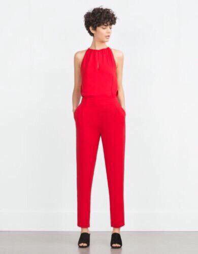 Jumpsuit đỏ