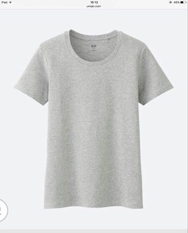 Áo thun Uniqlo