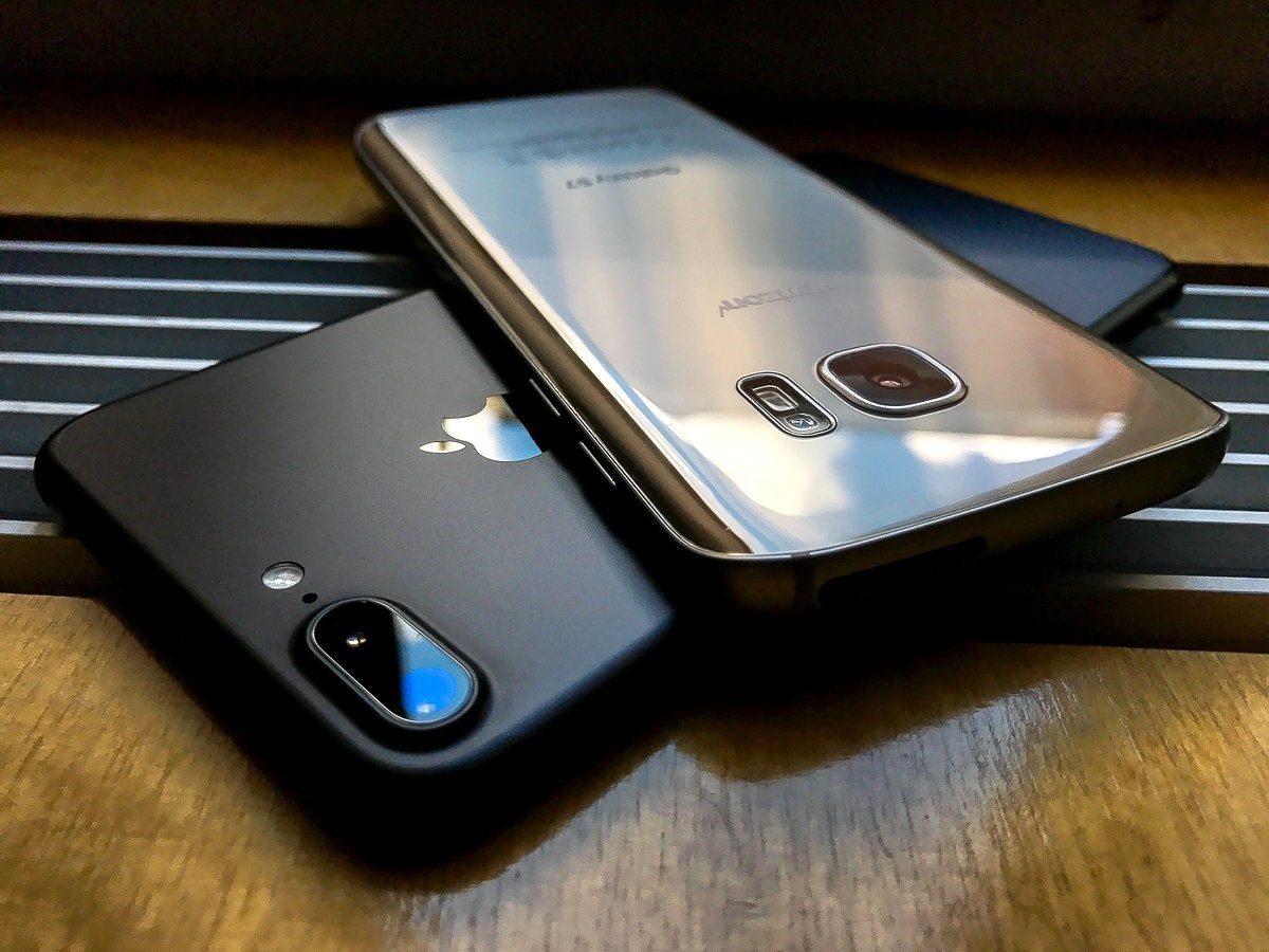 Người Việt thích mua smartphone phiên bản 