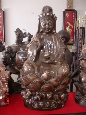 Tượng đồng Phật bà Quan Âm