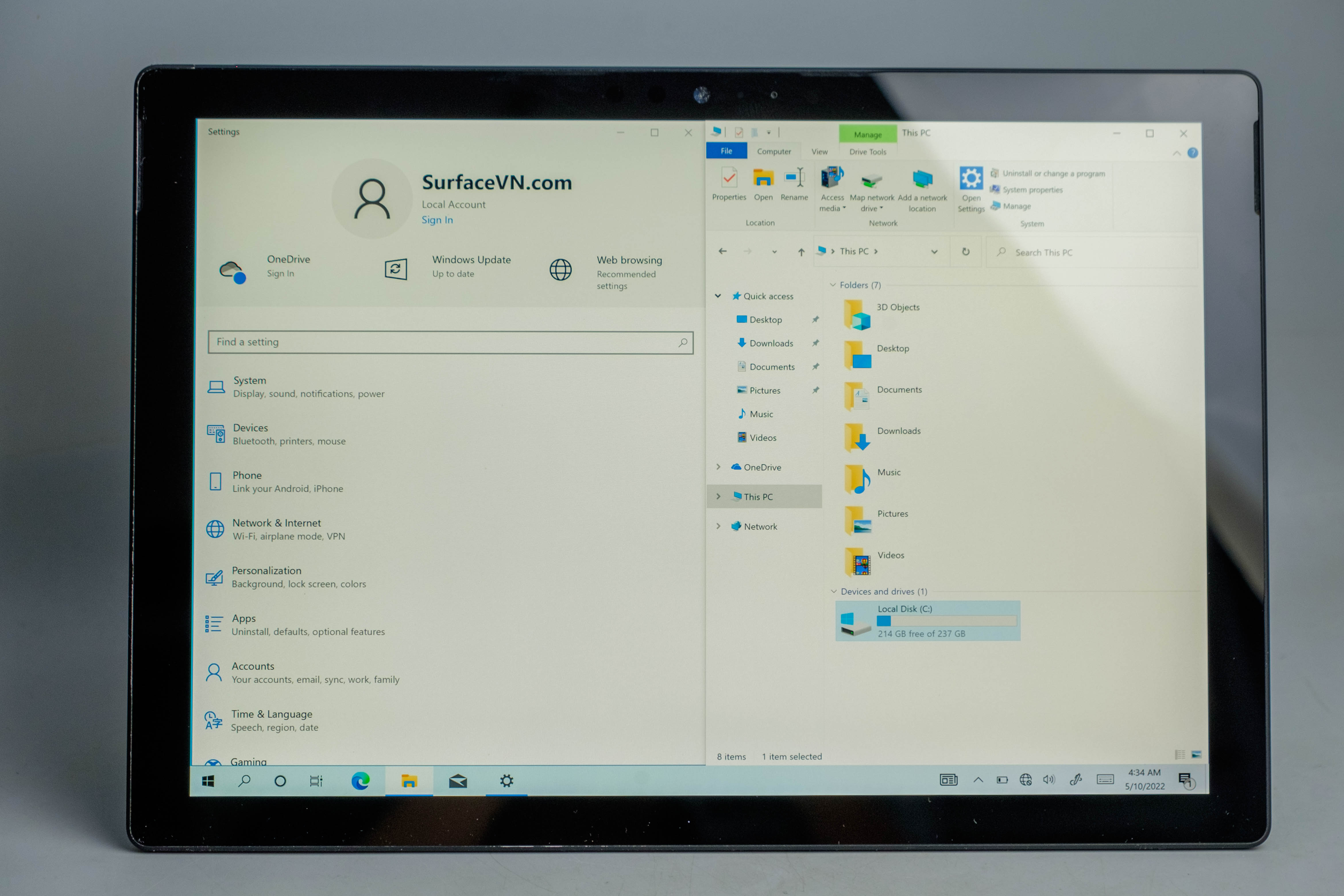 Bạn đang tìm kiếm một chiếc máy tính xách tay đầy đủ tính năng và hiệu suất cao? Surface Pro 6 sẽ là lựa chọn hoàn hảo dành cho bạn.