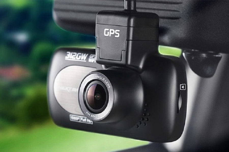 Xe hơi có cần thiết lắp camera hành trình