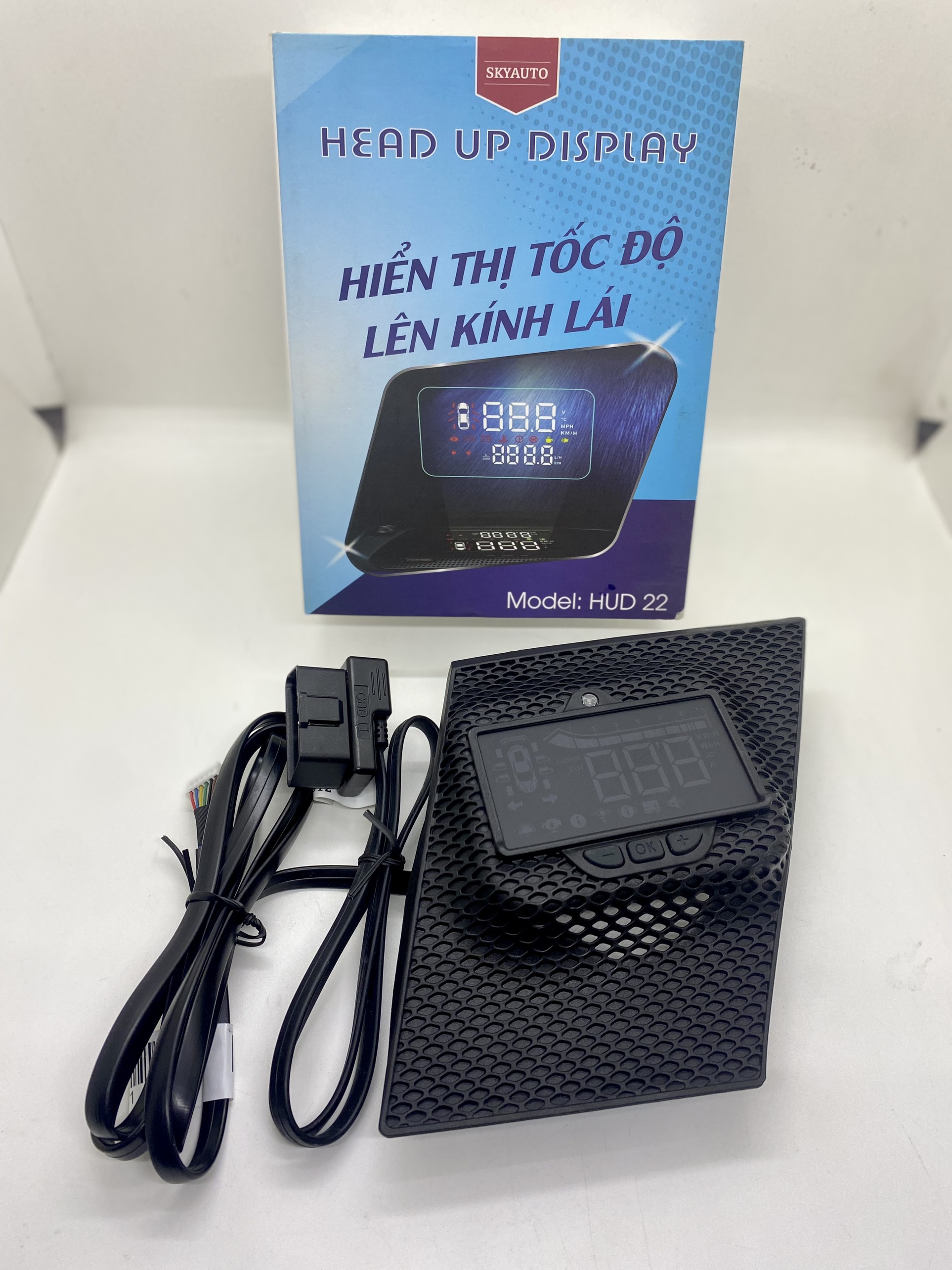 Lắp những phụ kiện gì cho xe ô tô mới là cần thiết